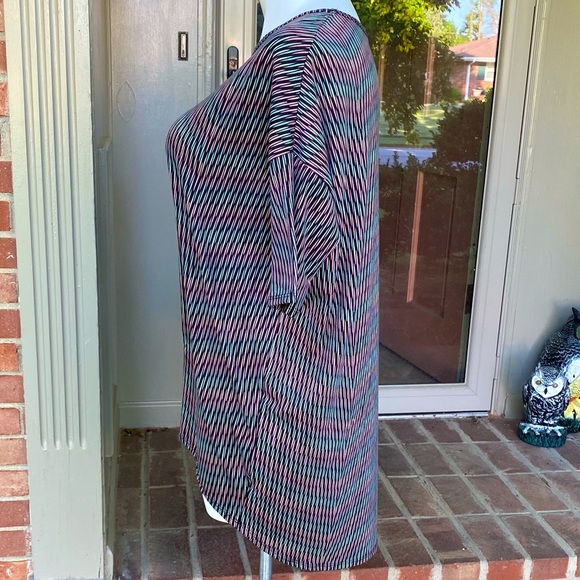 EUC LuLaRoe Irma tunic, XL - Picture 4 of 12